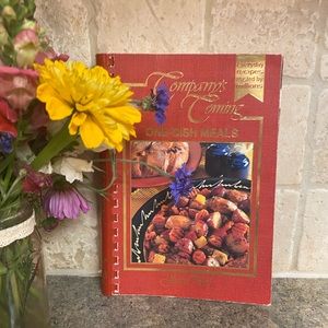 One-Dish Meals Cookbook. Jean Paré